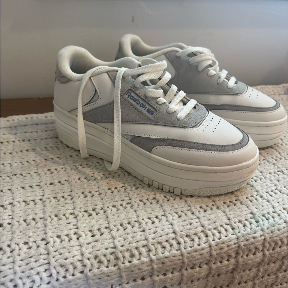 Reebok Cream and Gray Platforms - Picture 2 of 2